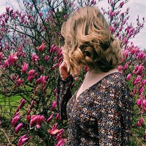 Meet your Posher, April